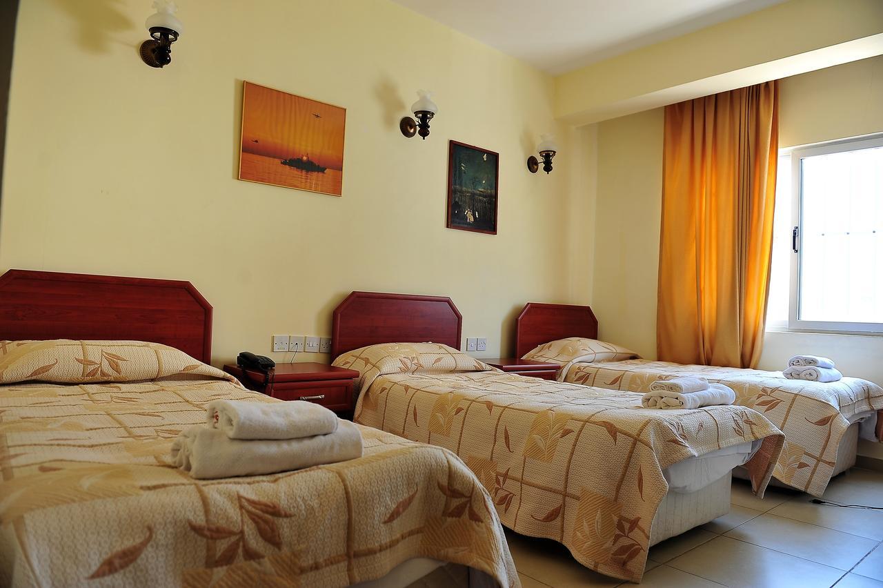 Kasgar Court Hotel Agia Varvara Екстер'єр фото
