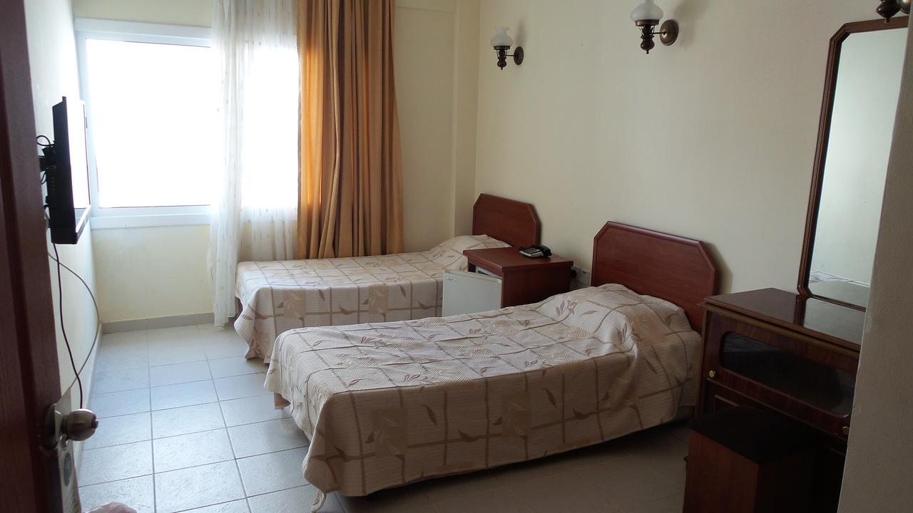 Kasgar Court Hotel Agia Varvara Екстер'єр фото