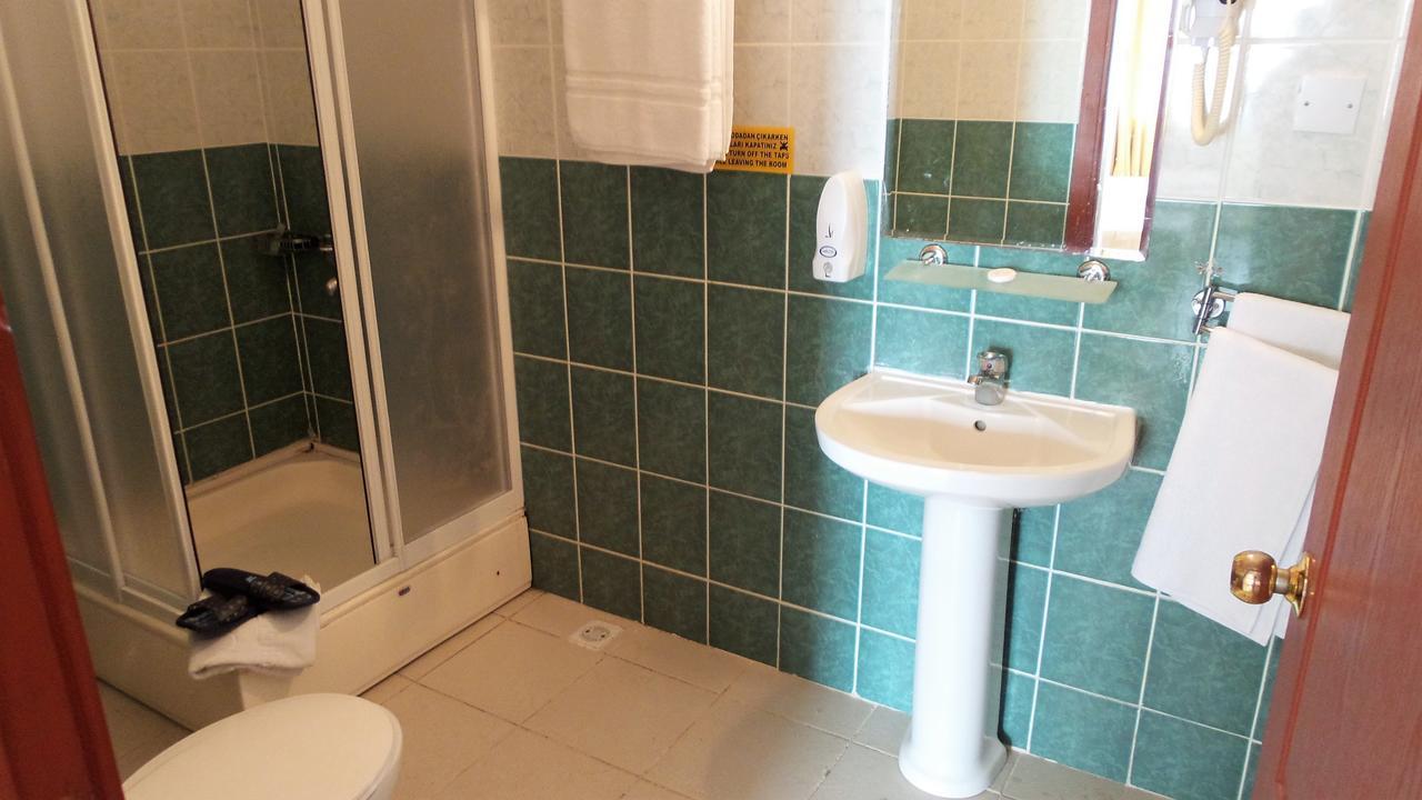 Kasgar Court Hotel Agia Varvara Екстер'єр фото